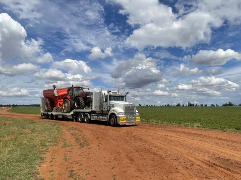 heavy hauling over-dimensional load